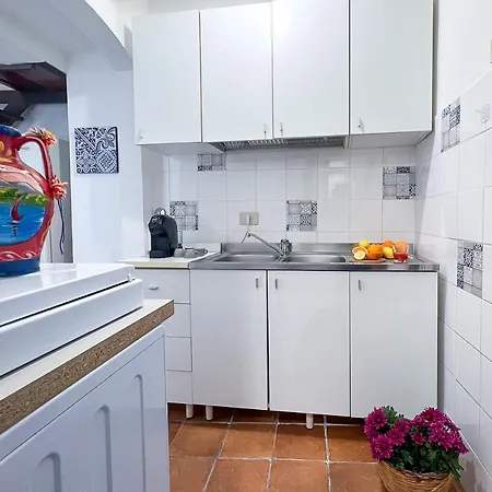 Esperia House Apartment *